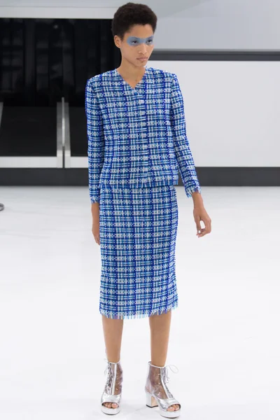 Look 14